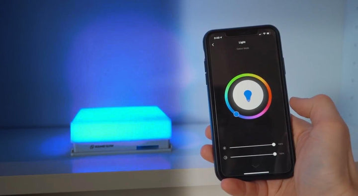 SquareGlow Smart Flasher - WiFi-Enabled Visual Alert System